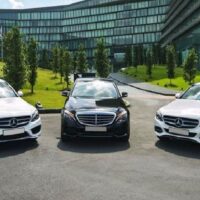 Thue xe mercedes c class hang sang